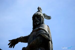 La estatua ecuestre del rey Jaume I en el Parterre