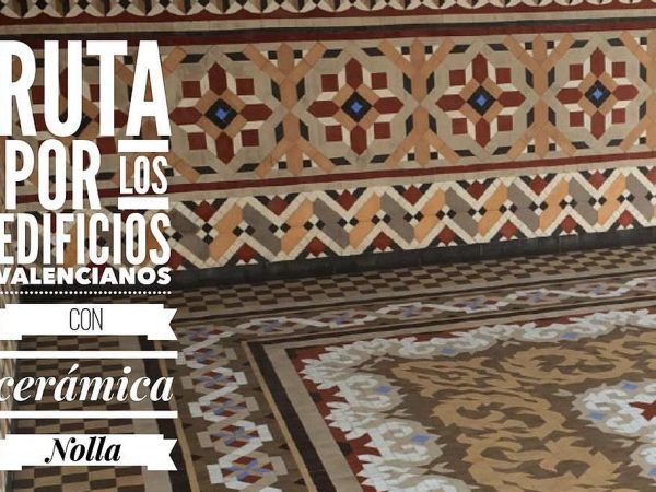 Mosaico de Cerámica Nolla en un palacio de Valencia ruta cultural